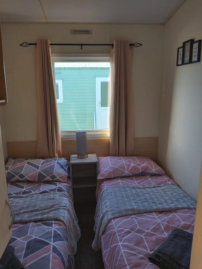 Masons By The Sea Heysham Static Caravan Sleeps 8 Pet Friendly מראה חיצוני תמונה