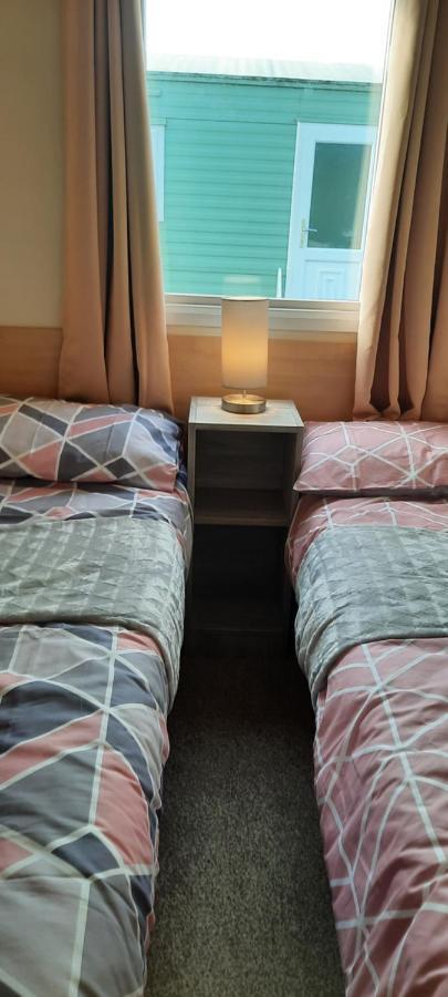 Masons By The Sea Heysham Static Caravan Sleeps 8 Pet Friendly מראה חיצוני תמונה