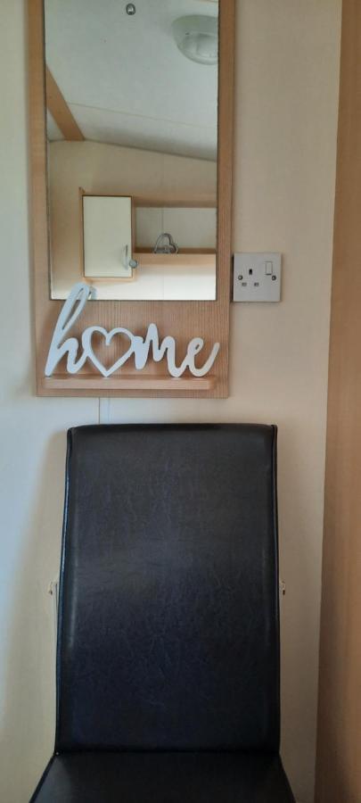Masons By The Sea Heysham Static Caravan Sleeps 8 Pet Friendly מראה חיצוני תמונה